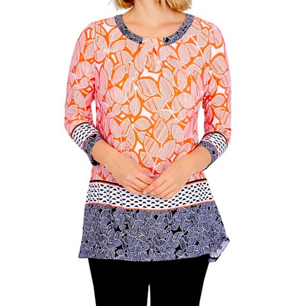Island Leaf Print  3/4 Sleeve Top